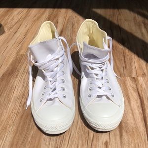 White Leather All Star Converse 11.5 worn once